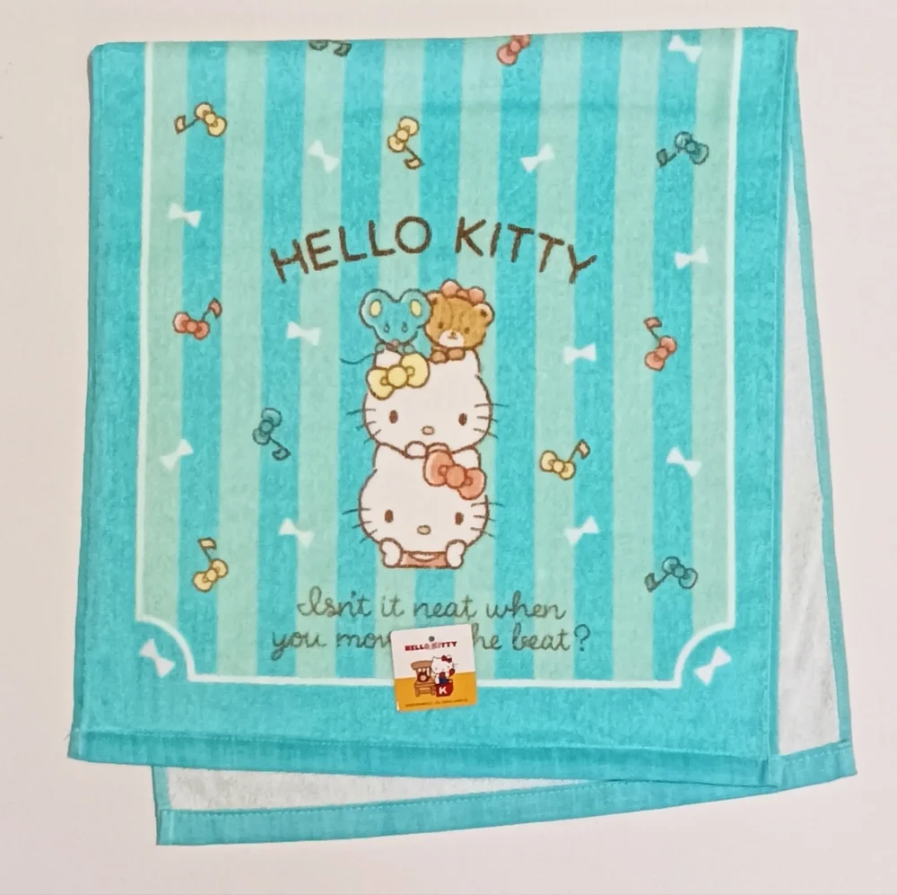 Mimmy and hello Kitty towel
